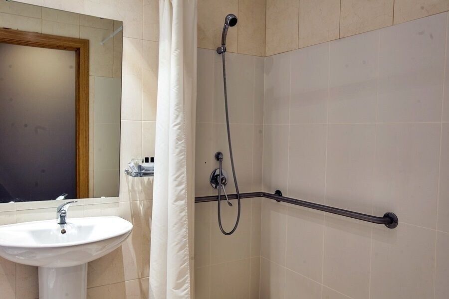 Hotel Porta De Gallecs 3*